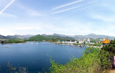 Yanqi Lake Park