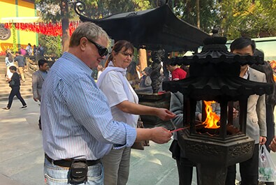 Worshippers burning incenses in Lingyin Temple