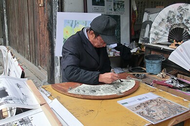 Local Handicraft – Painted Paper Fan