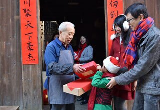 Experience Spring Festival with Locals