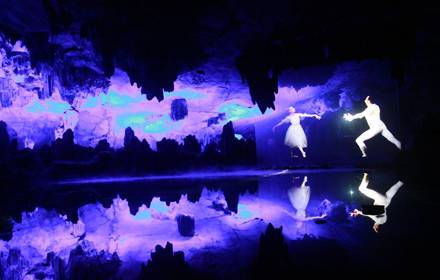 Xueyu Cave