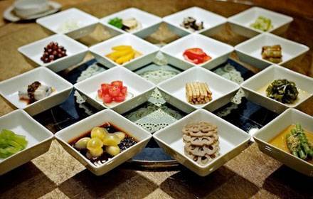 Yu's Family Kitchen