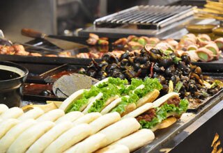 Street Food at Muslim Quarter