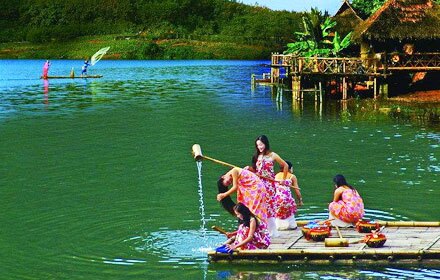 Where to see Water-splashing Festival?