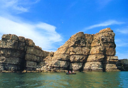 Jiuzhangya Cliff